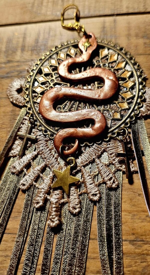 Divine 4 – Image 9